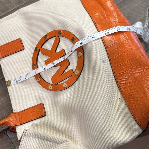 Michael kors Canvas and Leather bag - Picture 13 of 14